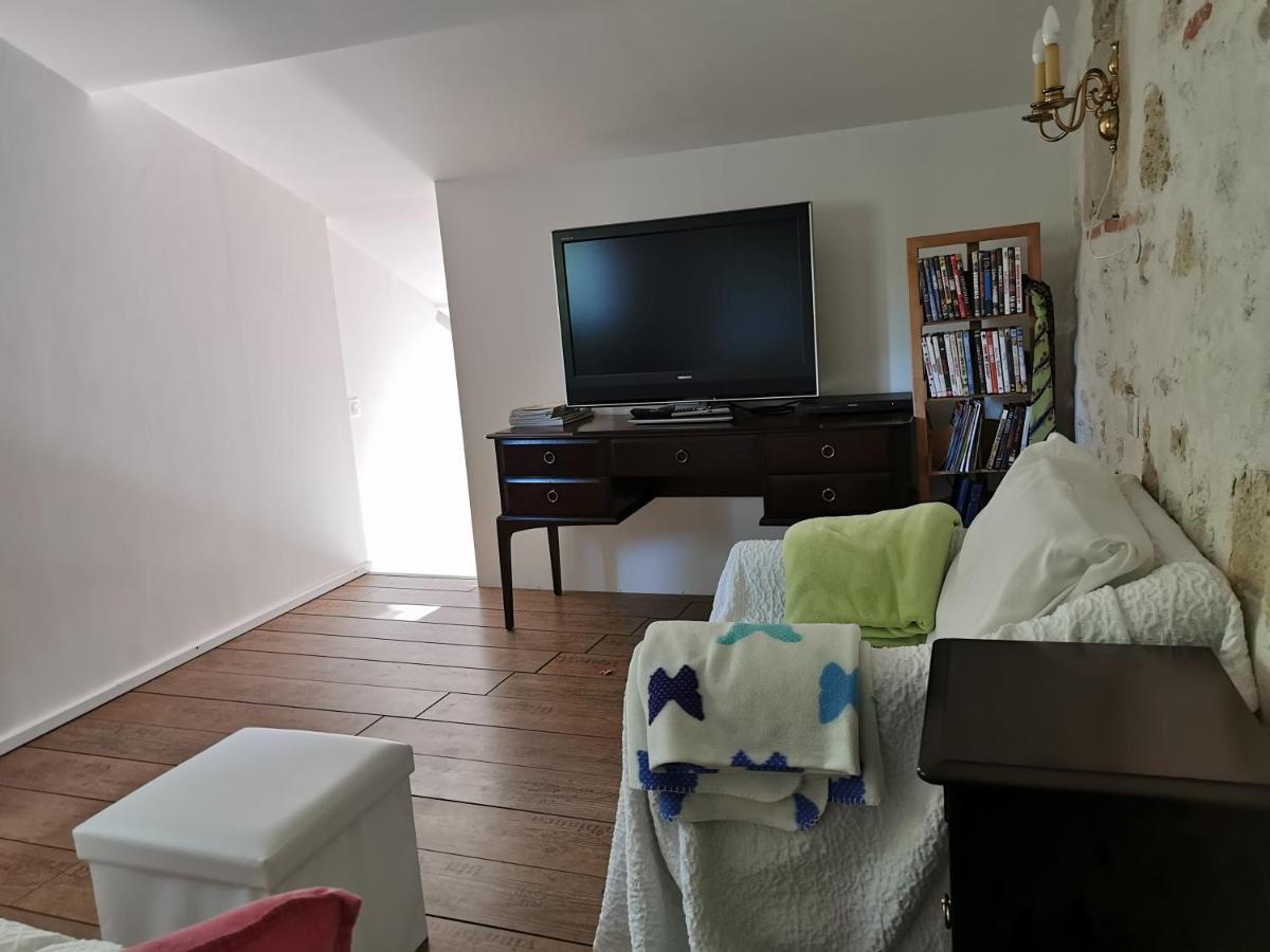 Le Marchon Ferienwohnung Bazens Экстерьер фото